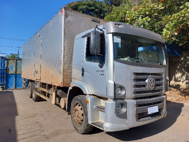 Volkswagen 24.280 CRM 6x2 – 2021/2022 | Manual | 59.498 km