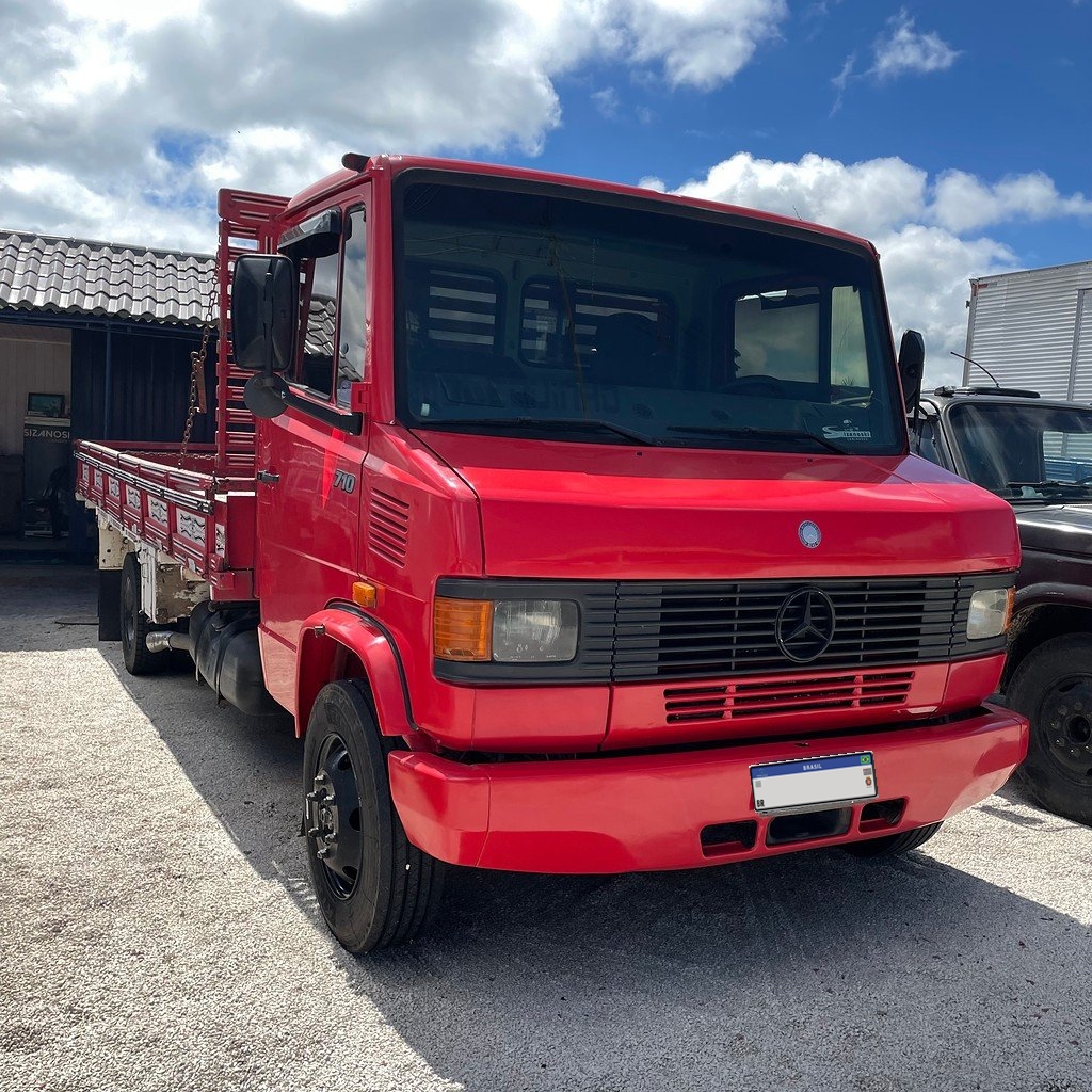 Mercedes-Benz MB 710 – 2007 | Manual | 300.000 km