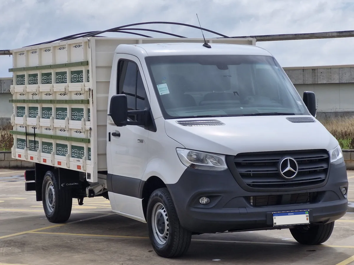 Mercedes-Benz Sprinter 417 CDI Chassis Longo – 2023/2023 | Manual | 80.000 km