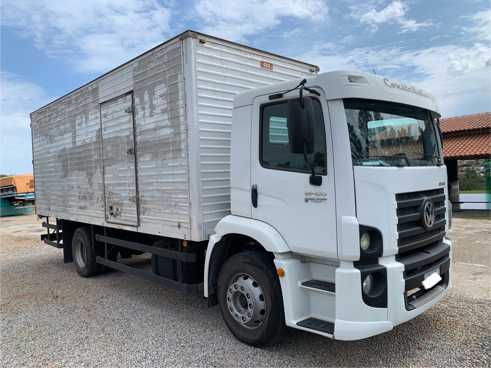Volkswagen 15.180 Toco Baú Furgão 4X2 11/11