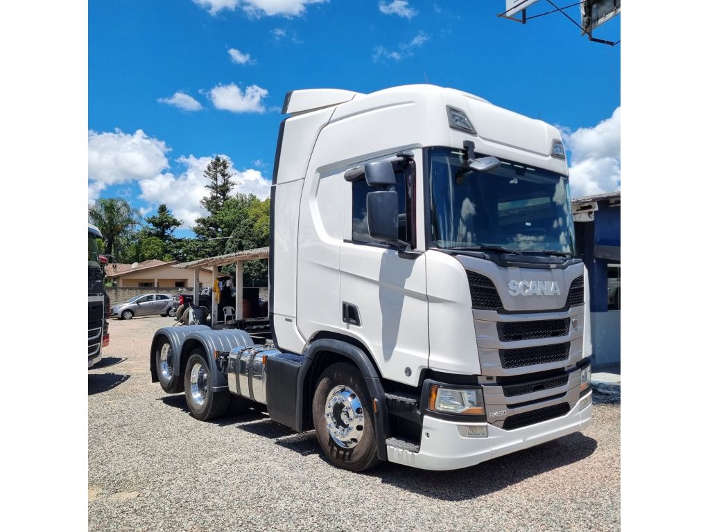 Scania Highline R450 6x2 – 2020 | Automático | 615.000 km