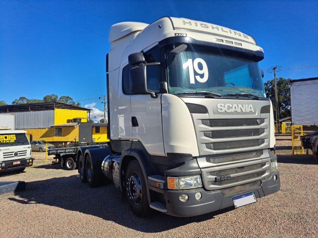 Scania Highline R440 6x2 – 2019 | Automático | 750.000 km